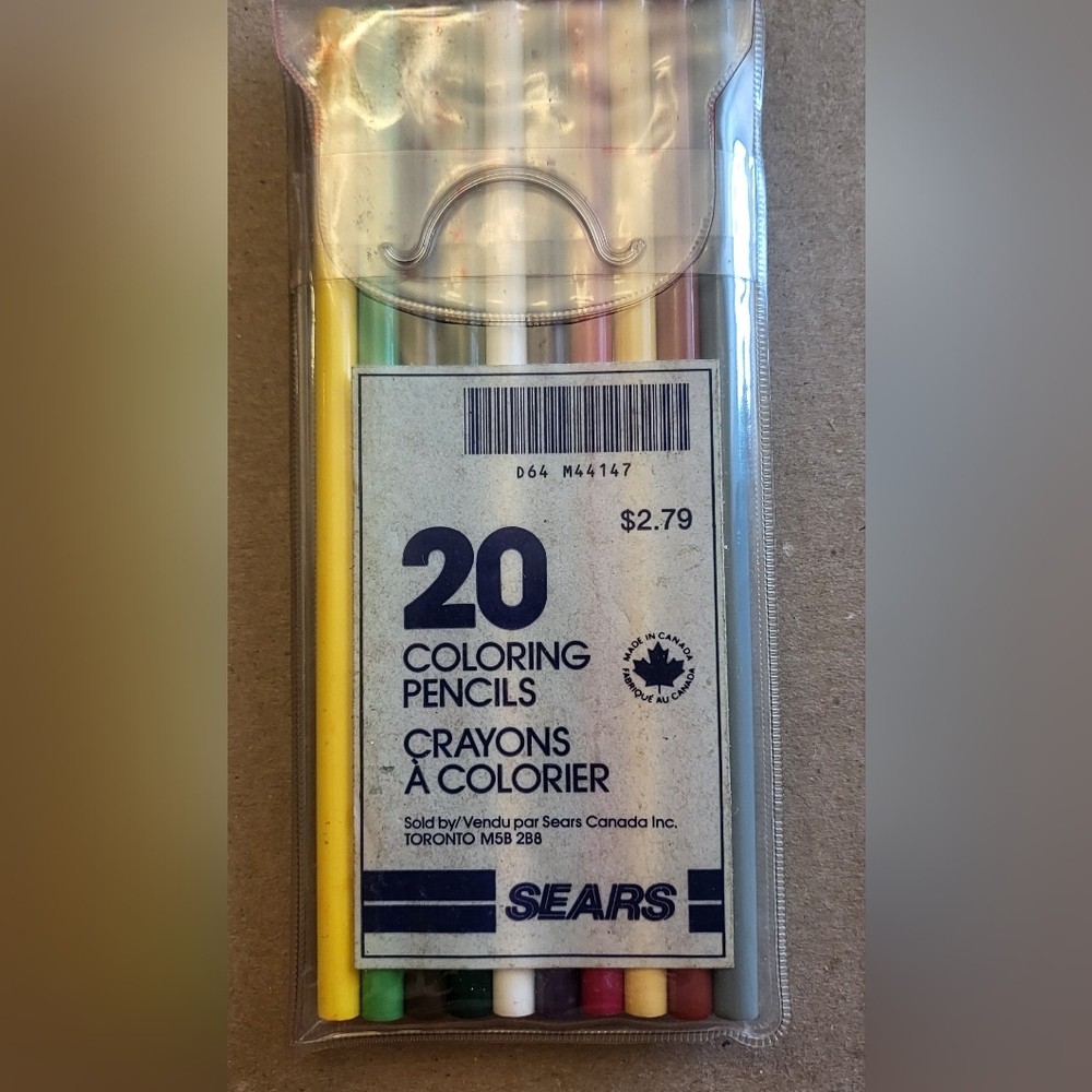 Vintage Sears Pencil Crayons - Pack of 20-1 Missing!